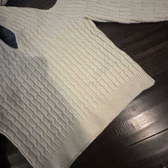 NWT abercrombie & Fitch beige halter cold shoulder sweater -crop style - Picture 4 of 8